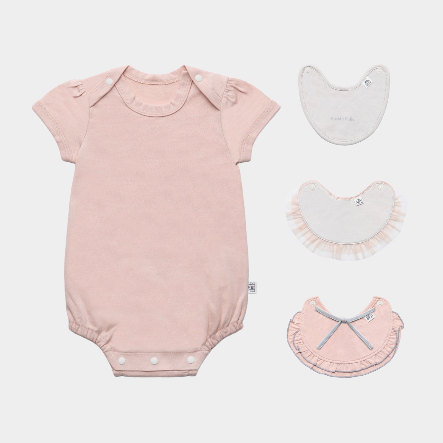 スタイと半袖ボディースーツのセット（ピンク)｜出産祝いにおすすめ