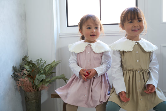 （お食事エプロン）ドレス+収納巾着袋付き　２色