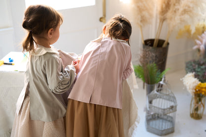 （お食事エプロン）ピンタックブラウス+収納巾着袋付き ３色