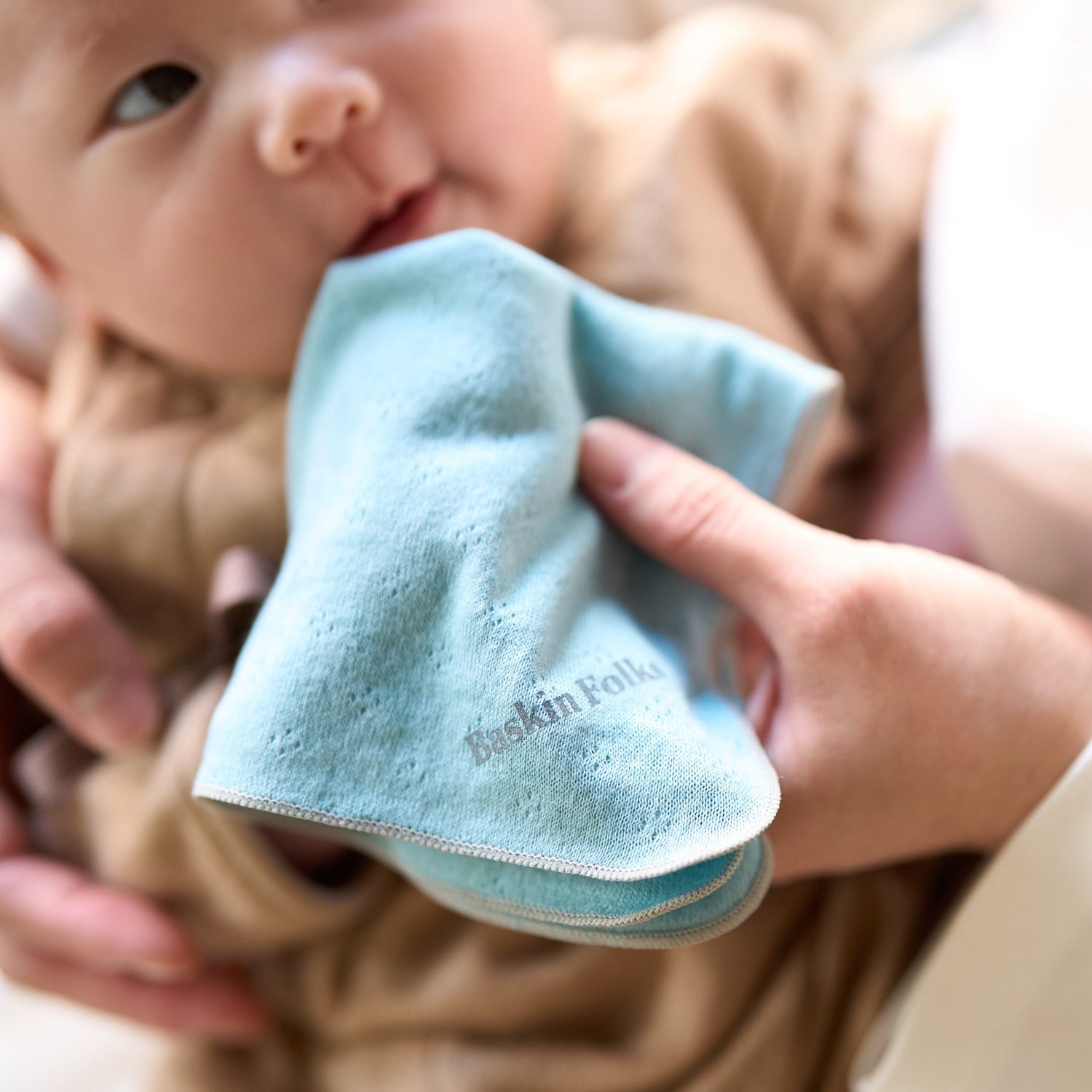 ハンカチ（スマイルコットン）ブルー 【日本アトピー協会推薦品】｜ベビーグッズ